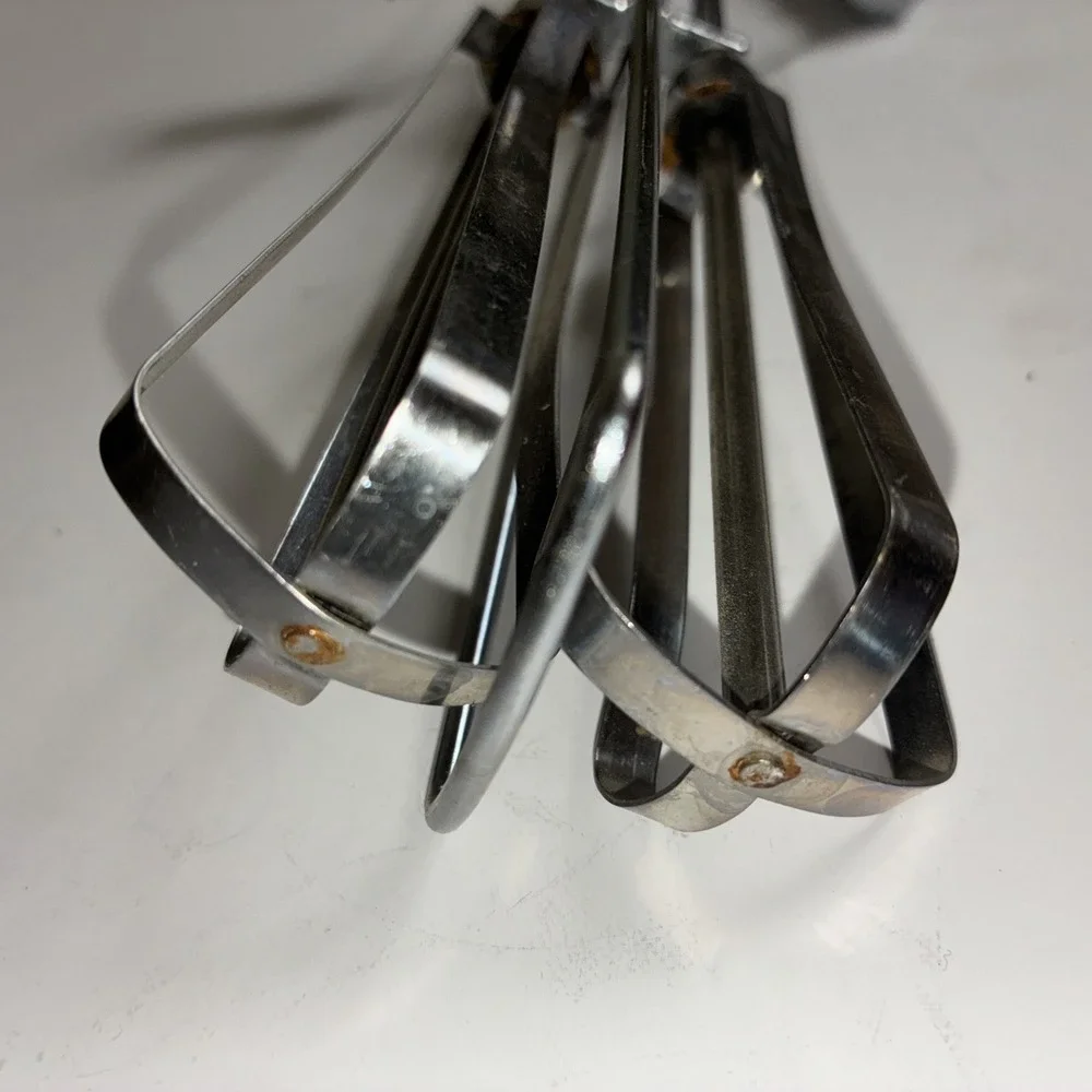Egg Beater Hand Held Crank Mixer Stainless Steel‎ Black Side Handle Vintage